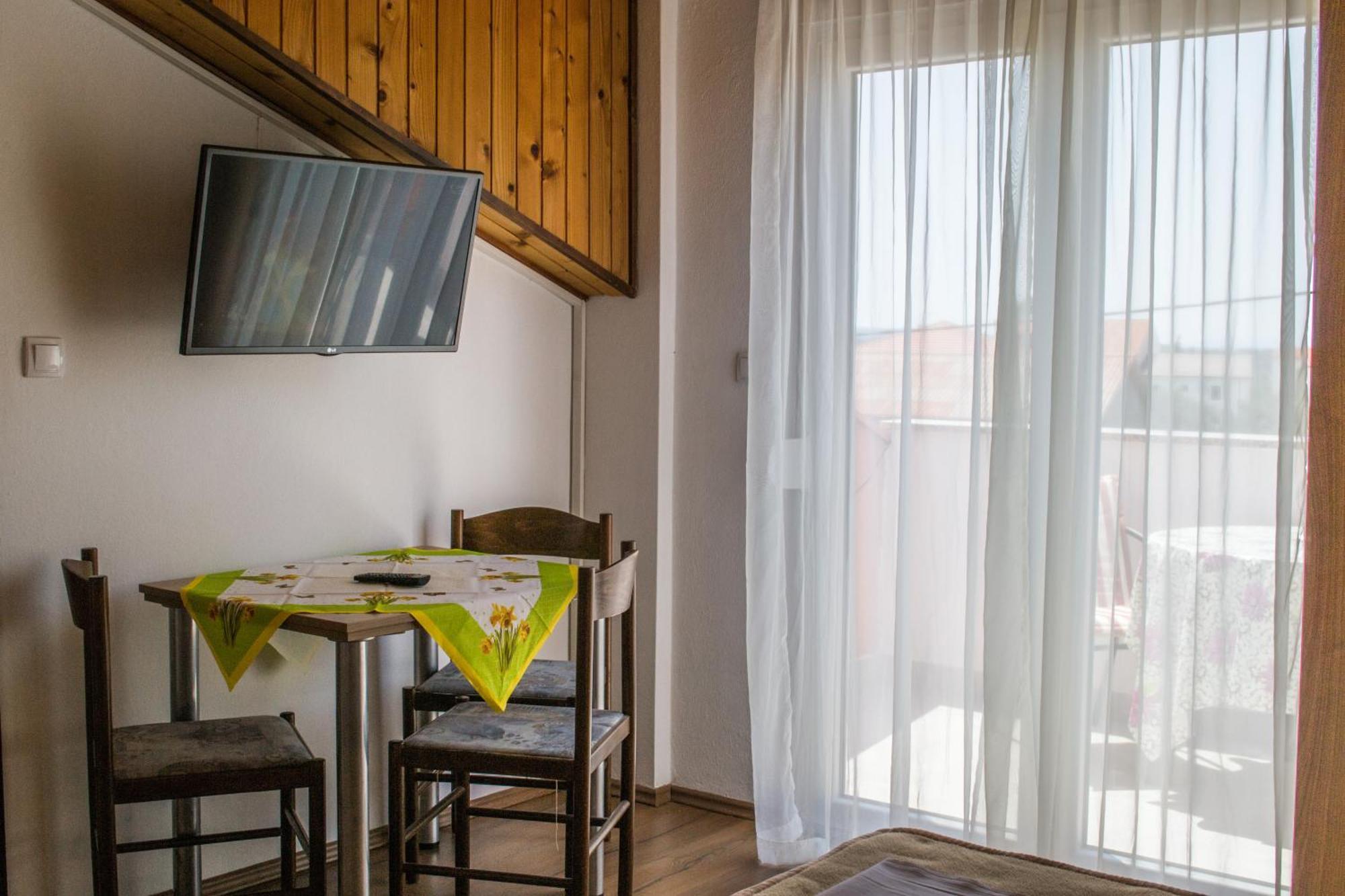Javoran Zvonko Banjol 690A Apartment Екстериор снимка